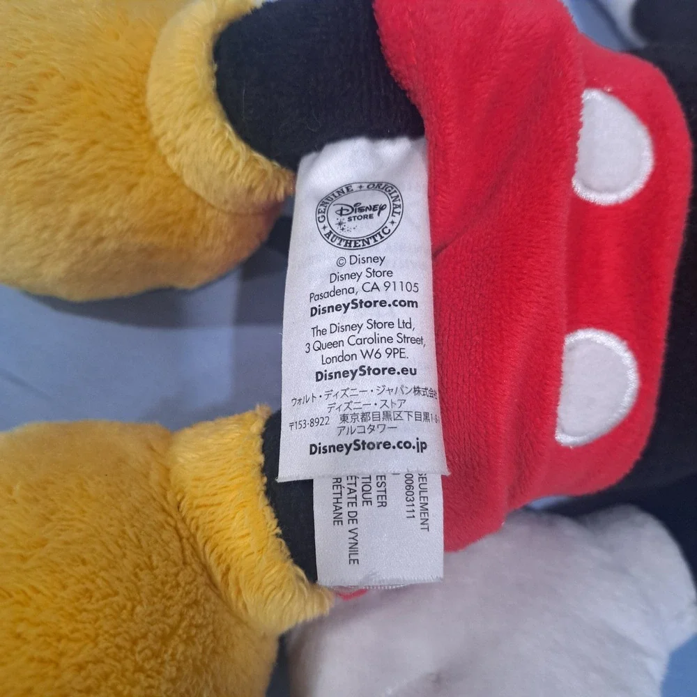 Disney Store 13
